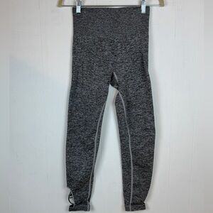 Pink Victoria's Secret Ultimate Gray Leggings Size Small